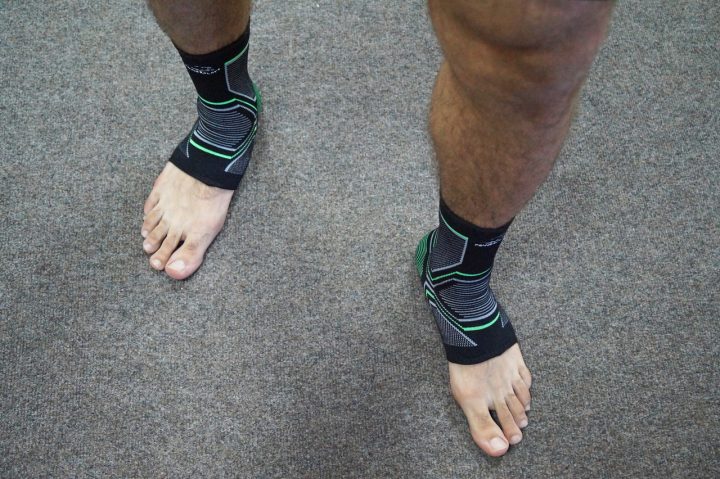 Бандажі на гомілкостоп PowerPlay 4100 Чорні S/M (пара) - Зображення 9