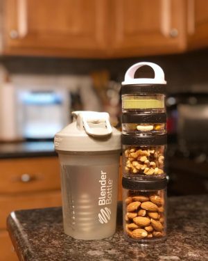 Шейкер спортивний BlenderBottle Classic Loop 20oz/590ml Grey - Зображення 5