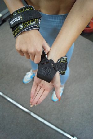 Гаки для тяги на зап'ястя Power System PS-3360 Hooks V2 Black/Yellow L - Зображення 8