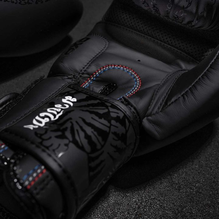 Боксерські рукавиці Phantom Muay Thai Black 10 унцій (бинти в подарунок) - Зображення 6