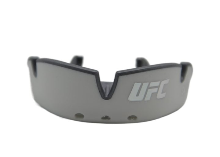 Капа OPRO Silver UFC доросла (вік 11+) White/Silver (ufc.102514003) - Зображення 3