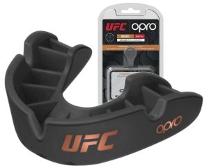 Капа OPRO Bronze UFC дитяча (вік до 10) Black (ufc.102513001) - Зображення 1