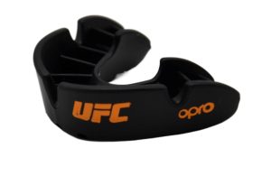 Капа OPRO Bronze UFC дитяча (вік до 10) Black (ufc.102513001) - Зображення 6