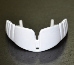 Капа OPRO Snap-Fit White (art.002139010) - Зображення 5