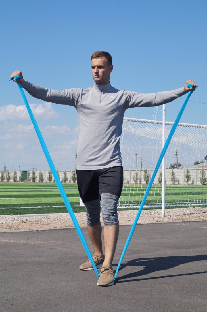 Стрічка-еспандер для фітнесу та реабілітації PowerPlay 4112 0.4мм MediBand Light Синя (6.8 кг) - Зображення 7