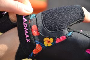Рукавички для фітнесу MadMax MFG-770 Flower Power Gloves Black/Pink XS - Зображення 10