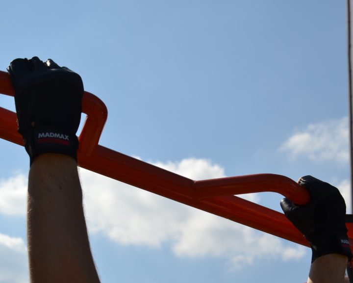 Рукавички для фітнесу MadMax MFG-248 Clasic Exclusive Black M - Зображення 10