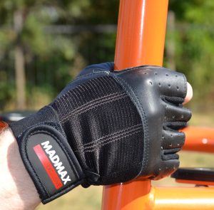 Рукавички для фітнесу MadMax MFG-248 Clasic Exclusive Black M - Зображення 5