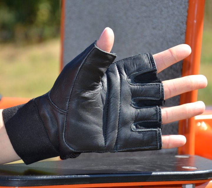 Рукавички для фітнесу MadMax MFG-248 Clasic Exclusive Black S - Зображення 3