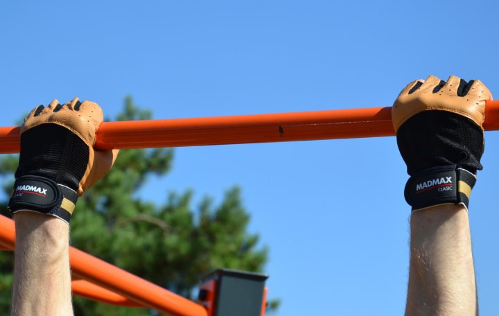 Рукавички для фітнесу MadMax MFG-248 Clasic Brown S - Зображення 10