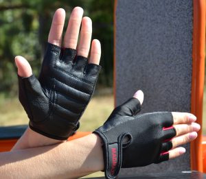 Рукавички для фітнесу MadMax MFG-251 Rainbow Rubine Red S - Зображення 7