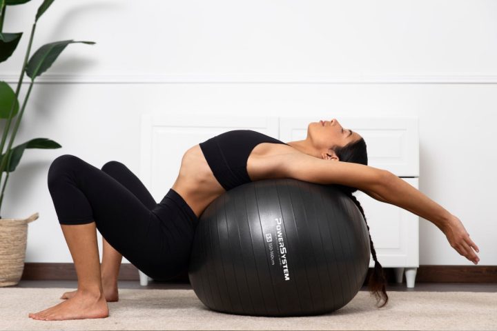 М'яч для фітнесу (фітбол) Power System PS-4011 Ø55 cm PRO Gymball Black - Зображення 8