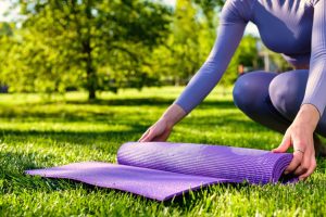 Килимок для йоги та фітнесу Power System PS-4014 PVC Fitness-Yoga Mat Purple (173x61x0.6) - Зображення 6