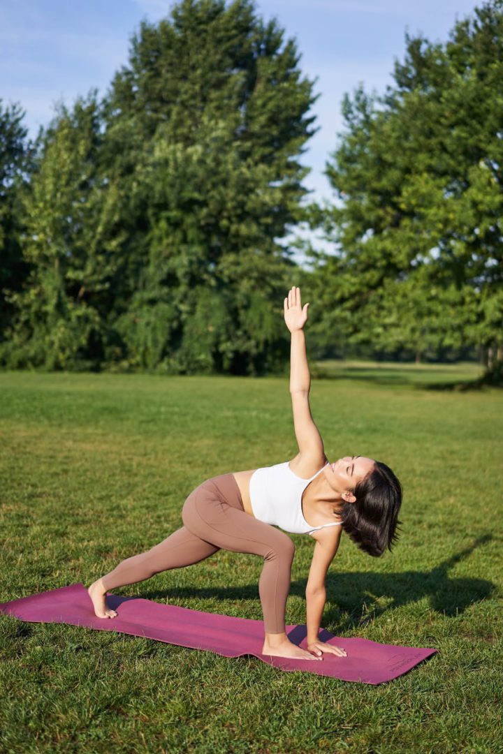 Килимок для йоги та фітнесу PowerPlay 4010 PVC Yoga Mat Рожевий (173x61x0.6) - Зображення 8