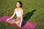 Килимок для йоги та фітнесу PowerPlay 4010 PVC Yoga Mat Рожевий (173x61x0.6) - Зображення 9