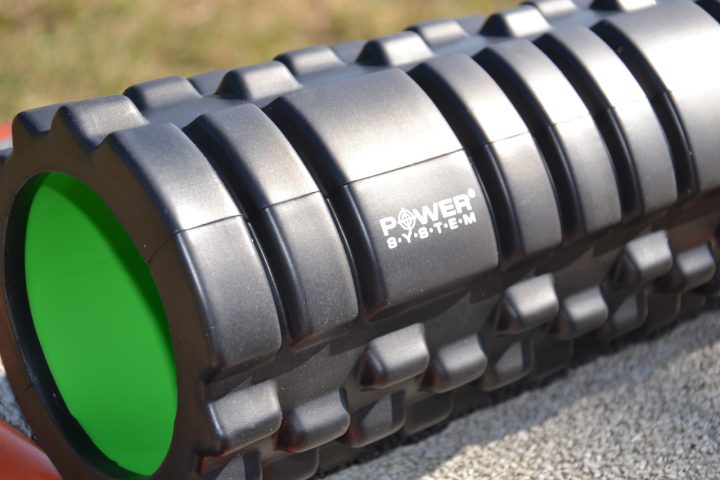 Масажний ролик (роллер) Power System PS-4050 Fitness Foam Roller Black/Green (33x15см.) - Зображення 6