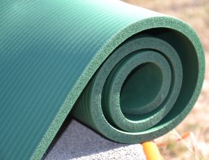 Килимок для йоги та фітнесу PowerPlay 4151 NBR Performance Mat Зелений (183x61x1.5) - Зображення 7