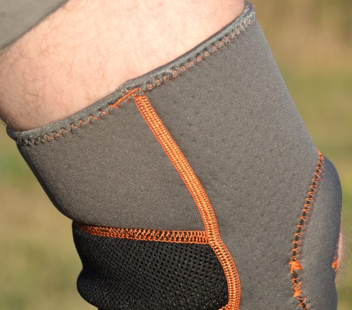 Наколінник MadMax MFA-297 Knee Support with Patella Stabilizer Dark Grey/Orange L - Зображення 5