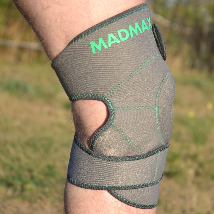 Наколінник MadMax MFA-295 Zahoprene Universal Knee Support Dark Grey/Green (1шт.) - Зображення 7