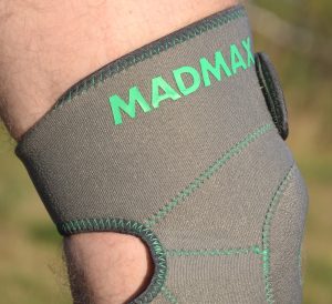 Наколінник MadMax MFA-295 Zahoprene Universal Knee Support Dark Grey/Green (1шт.) - Зображення 6