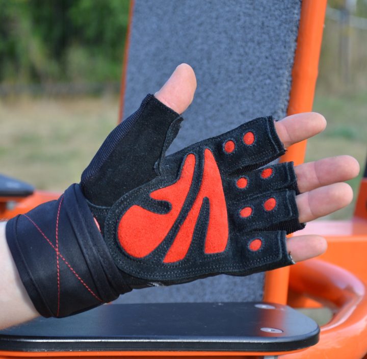 Рукавички для фітнесу MadMax MFG-568 Extreme 2nd edition Black/Red XXL - Зображення 3