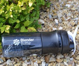 Шейкер спортивний (пляшка) BlenderBottle SportMixer Flip 28oz/820ml Black/White - Зображення 6