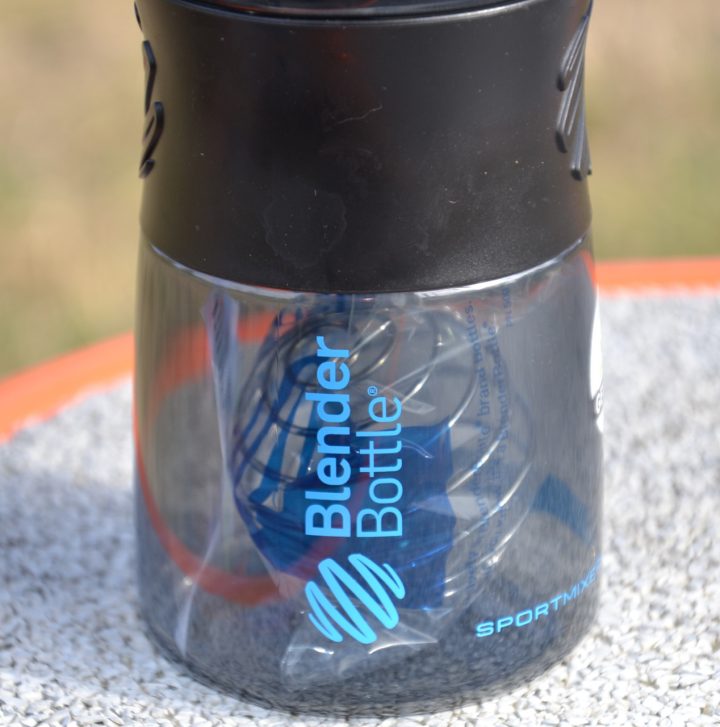 Шейкер спортивний (пляшка) BlenderBottle SportMixer Flip 20oz/590ml Black/Cyan - Зображення 6