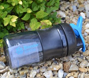 Шейкер спортивний (пляшка) BlenderBottle SportMixer Flip 20oz/590ml Black/Cyan - Зображення 2