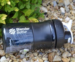 Шейкер спортивний (пляшка) BlenderBottle SportMixer Flip 20oz/590ml Black/White - Зображення 2