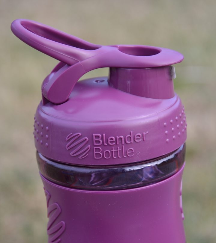 Шейкер спортивний (пляшка) BlenderBottle SportMixer Flip 20oz/590ml Plum - Зображення 8