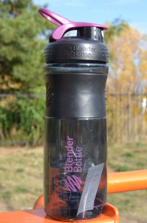 Шейкер спортивний (пляшка) BlenderBottle SportMixer Flip 28oz/820ml Black/Plum - Зображення 7