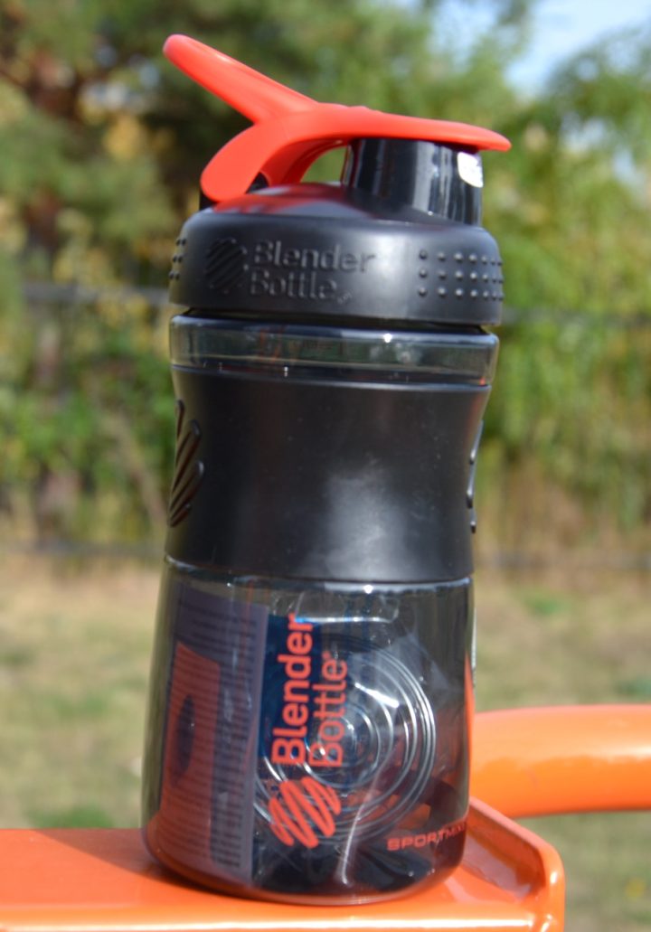 Шейкер спортивний (пляшка) BlenderBottle SportMixer Flip 20oz/590ml Black/Red - Зображення 3