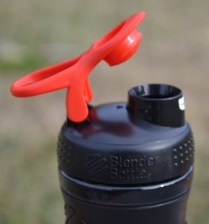 Шейкер спортивний (пляшка) BlenderBottle SportMixer Flip 20oz/590ml Black/Red - Зображення 6
