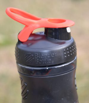 Шейкер спортивний (пляшка) BlenderBottle SportMixer Flip 20oz/590ml Black/Red - Зображення 9