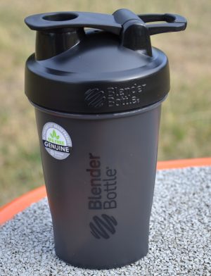 Шейкер спортивний BlenderBottle Classic Loop 20oz/590ml Black - Зображення 3
