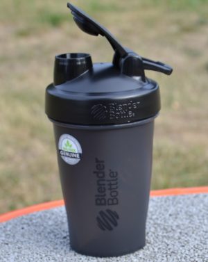 Шейкер спортивний BlenderBottle Classic Loop 20oz/590ml Black - Зображення 9