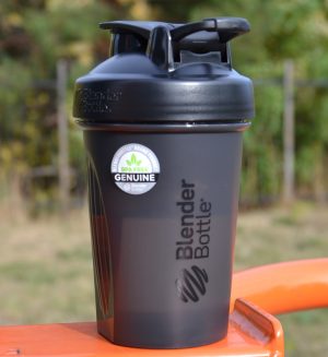 Шейкер спортивний BlenderBottle Classic Loop 20oz/590ml Black - Зображення 4