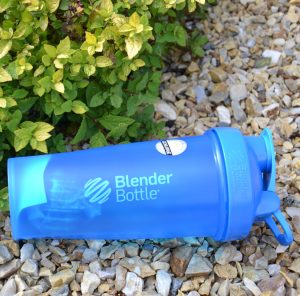 Шейкер спортивний BlenderBottle Classic Loop 28oz/820ml Cyan - Зображення 3