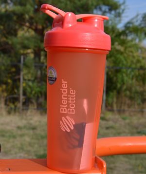 Шейкер спортивний BlenderBottle Classic Loop 28oz/820ml Coral - Зображення 6