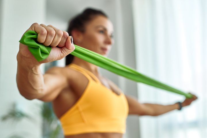 Стрічка-еспандер для фітнесу та реабілітації U-POWEX Fitness band 0.5мм. (9.1 кг) Green - Зображення 4
