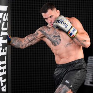 Боксерські рукавиці Phantom Muay Thai Gold Limited Edition 12 унцій (бинти в подарунок) - Зображення 8