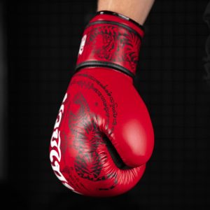 Боксерські рукавиці Phantom Muay Thai Red 12 унцій (бинти в подарунок) - Зображення 7