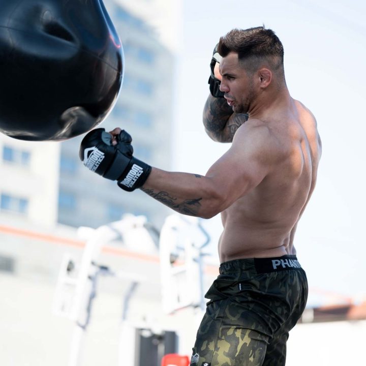 Рукавиці для ММА Phantom RIOT Black S/M (капа в подарунок) - Зображення 9