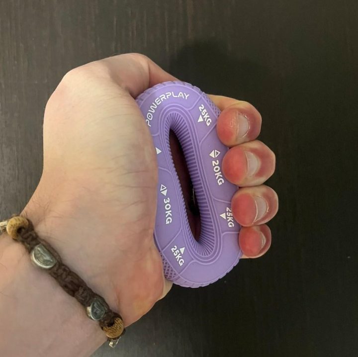 Еспандер кистьовий силіконовий PowerPlay PP-4331 Hand Grip Medium 20-25-30 кг. Фіолетовий - Зображення 2
