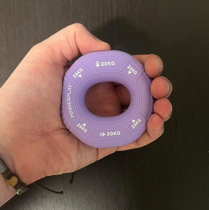 Еспандер кистьовий силіконовий PowerPlay PP-4331 Hand Grip Medium 20-25-30 кг. Фіолетовий - Зображення 3