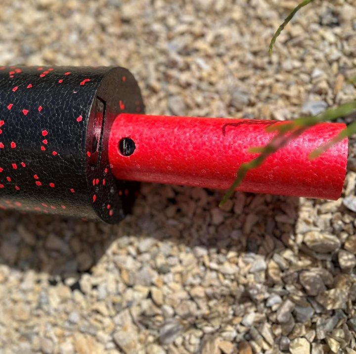 Масажний ролик (роллер) гладкий PowerPlay PP-4348 2 in 1 EPP Foam Roller Чорно/Червоний (33x14см.) - Зображення 6