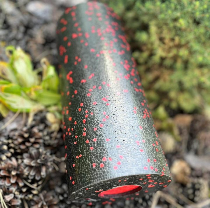 Масажний ролик (роллер) гладкий PowerPlay PP-4348 2 in 1 EPP Foam Roller Чорно/Червоний (33x14см.) - Зображення 9