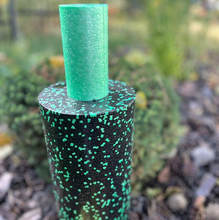 Масажний ролик (роллер) гладкий PowerPlay PP-4348 2 in 1 EPP Foam Roller Чорно/Зелений (33x14см.) - Зображення 8