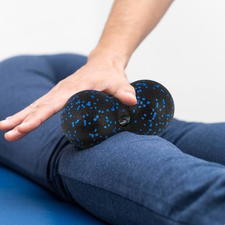 Масажний набір PowerPlay PP_4015 EPP Foam Roller Set 4in1 (2-ва роли + 2-ва м'ячі) Чорно-синій - Зображення 9