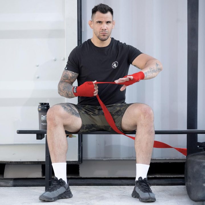 Бинти для боксу Phantom APEX Red 250cm. (2.5м.) - Зображення 5